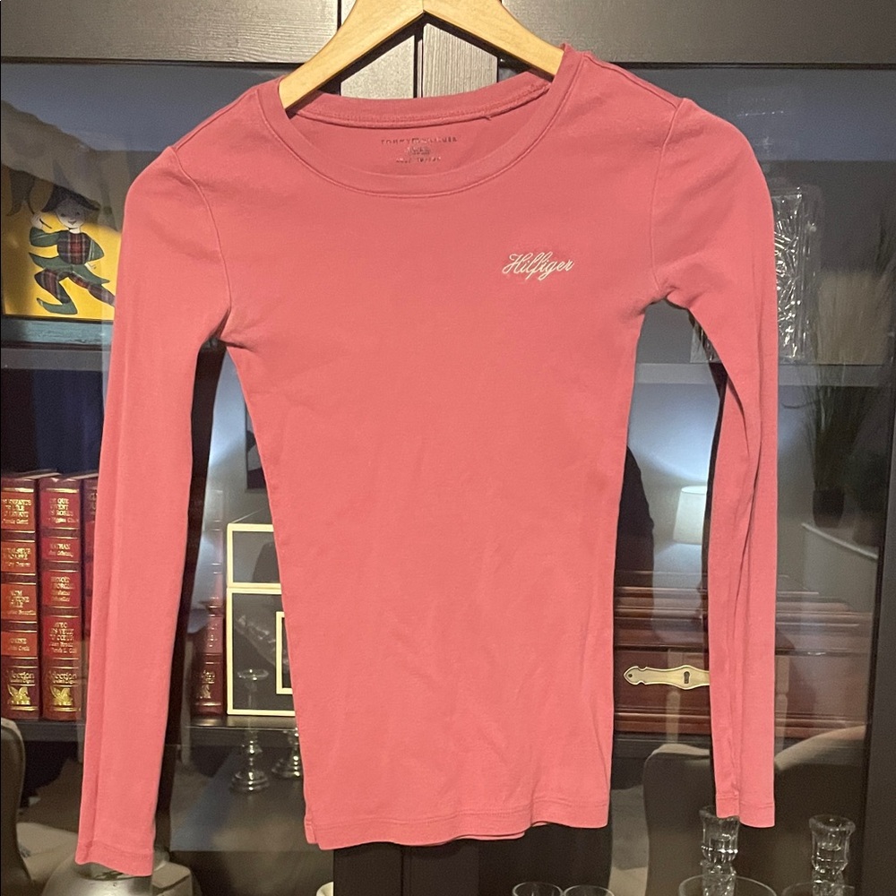 Tommy Hilfiger Women's Coral Long Sleeve Tee